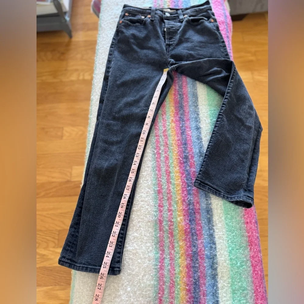 Levi’s Wedgie Straight - Picture 7 of 12